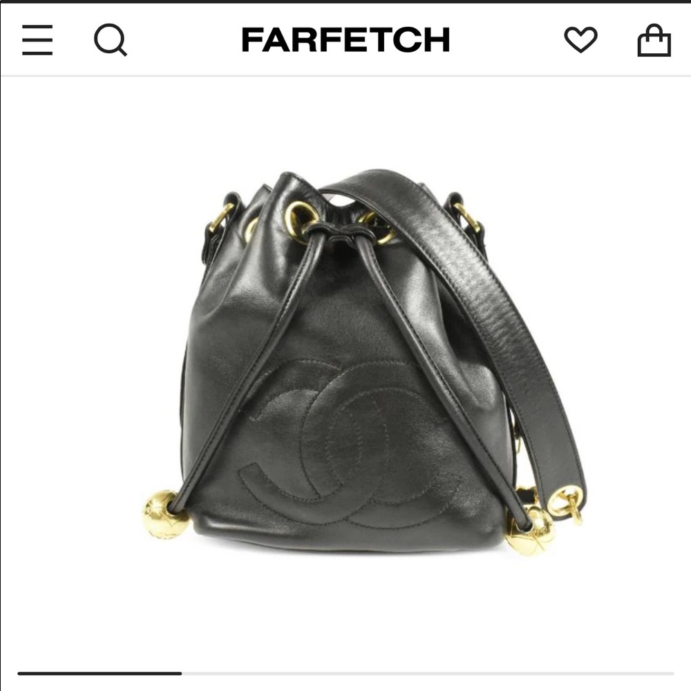Stunning, rare, medium size, lamb leather, Vintage Chanel drawstring bucket bag